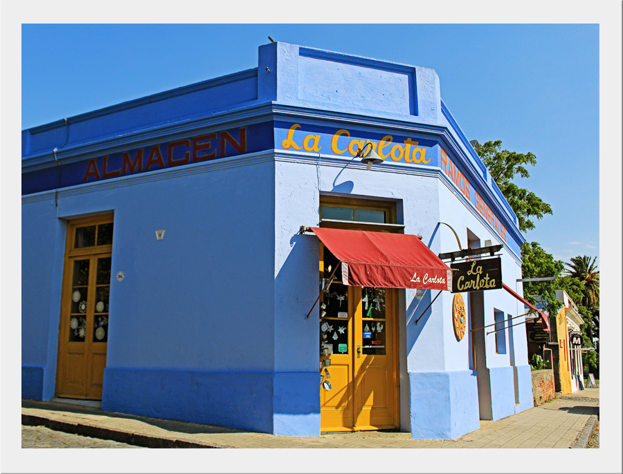 colorful La Carlota cafe